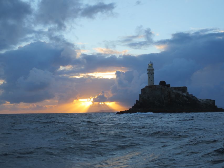 Baltimore Harbor: Sunset Cruise to Fastnet Rock Lighthouse - The return to Baltimore after sunset