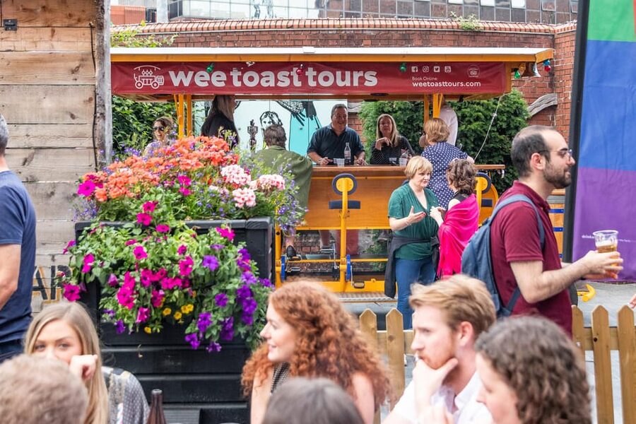 Belfast: City Centre Beer Bike Tour - Why the staff matter so much