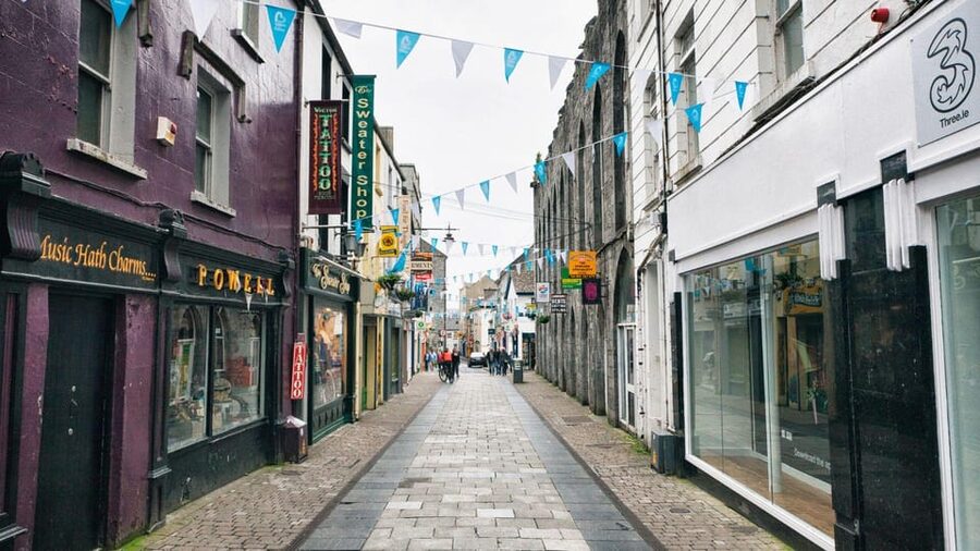 Best of Galway: Private Walking Tour with a Local - Eyre Square and the city’s changing face