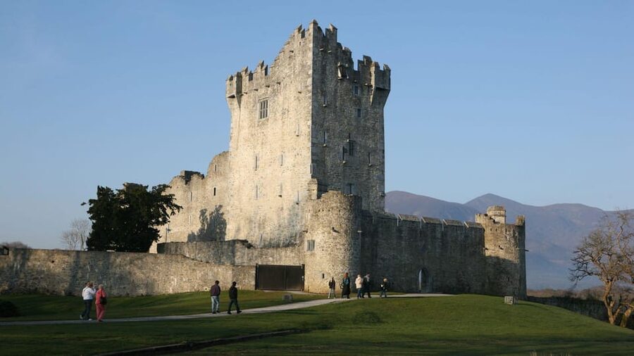 Best of Killarney: Private Walking Tour with a Local - Muckross House, a grand stop with an extra fee