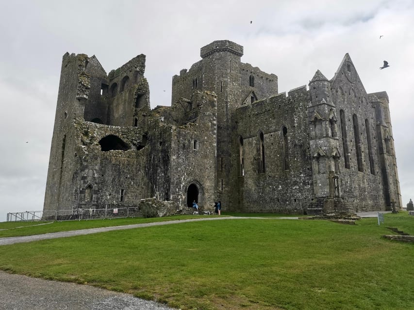 Blarney Castle: Private Guided Day Tour from Dublin - Blarney Castle and the famous stone
