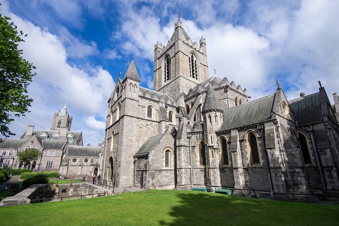 Book of Kells, Dublin Castle, Christ Church Cathedral Tour - What the guides add to the walk