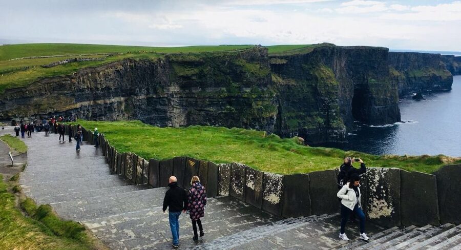 Cliffs of Moher and Galway Tour in Italian or Spanish - Two hours at the Cliffs of Moher