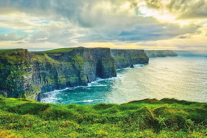 Cliffs of Moher Luxury Private Day Tour - One hour above the Atlantic at the Cliffs of Moher