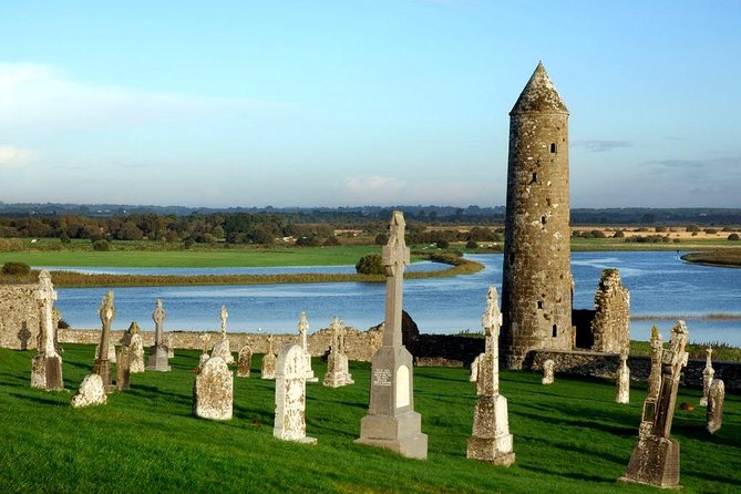Cliffs of Moher Private Full Day Tour From Dublin - Bunratty Castle and Folk Park in 90 Minutes