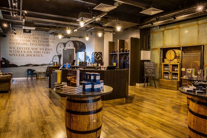 Clonakilty Distillery: Tour & Classic Whiskey Tasting - The family farm comes before the distillery