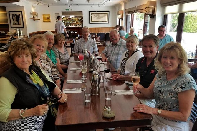 Cobh (Cork) to Blarney Castle & Kinsale - Shore Excursion - Guides, buses, and the value of the commentary