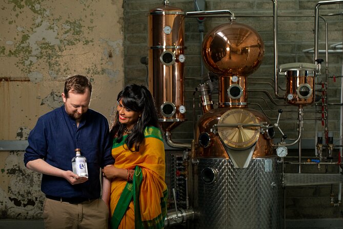 Cocktail Masterclass & Distillery Tour Combo - Making two bespoke cocktails at the oak bar
