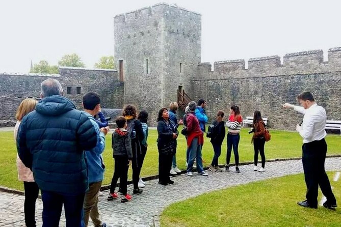Cork City, Cahir Castle and Rock of Cashel Tour with Spanish Speaking Guide - A Spanish-speaking guide changes the experience