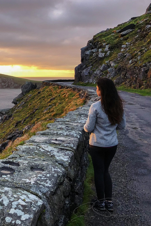 Dingle: Slea Head Sunset & Magic Hours Photo Tour - Leaving Dingle for the Atlantic road