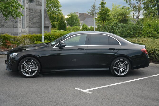Dublin Airport to Killarney Premium Car Service - Comfort inside the Mercedes-Benz vehicle
