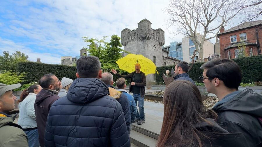 Dublin: Bucket List Sights Walking Tour - Starting beside Christchurch Cathedral