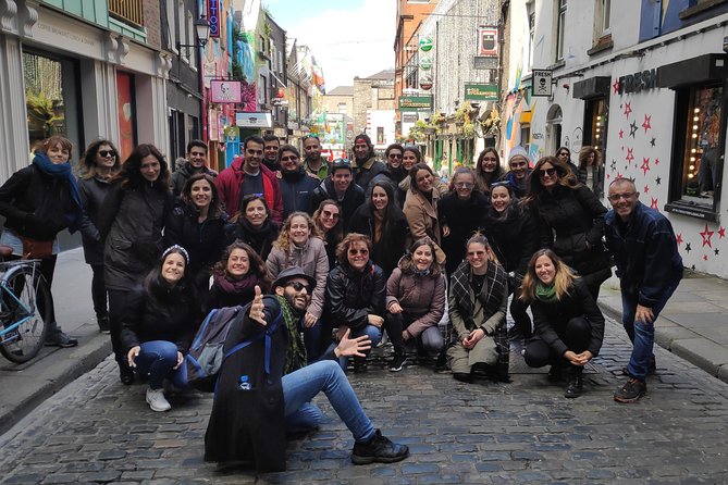Dublin City Center Walking Tour - Temple Bar: Pubs, Music, and Useful Advice