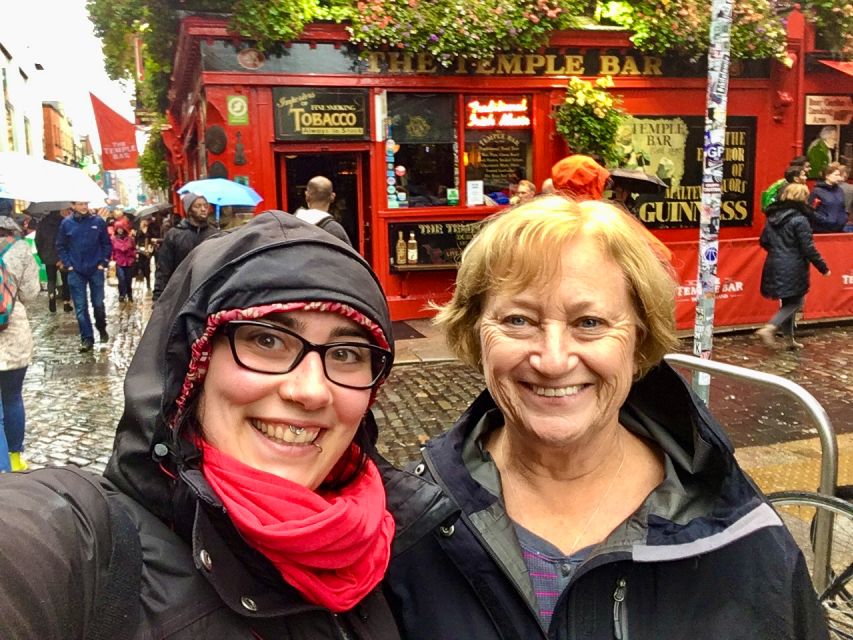 Dublin: Customizable Private Walking Tour with a Local Host - What the hosts add to the experience