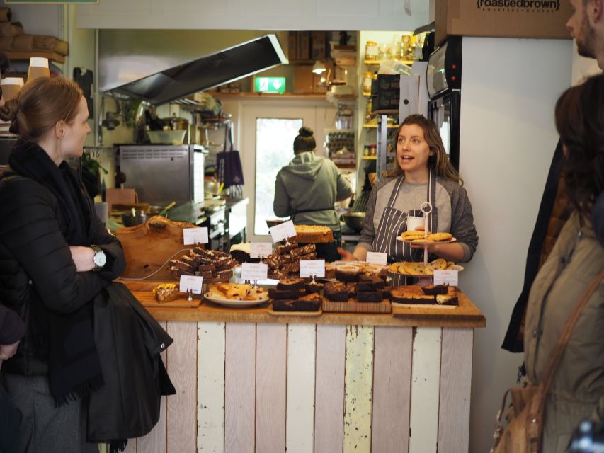 Dublin: Delicious Walking Food Tour - The guide is the main ingredient