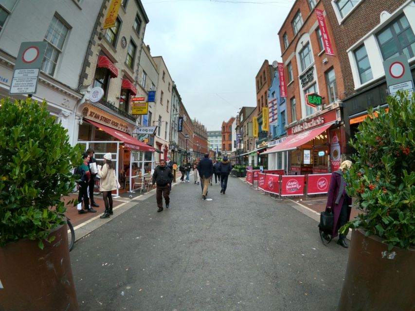 Dublin: Dublin City Highlights Private Guided Walking Tour - What the $153 price buys you