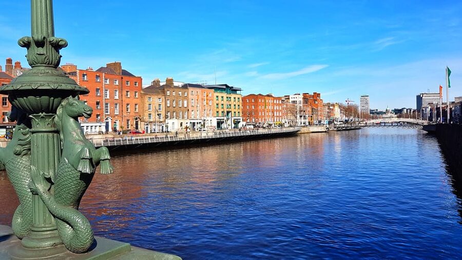 Dublin: Guided Sights and Pints Tour - Timing, Weather, and Practical Comfort
