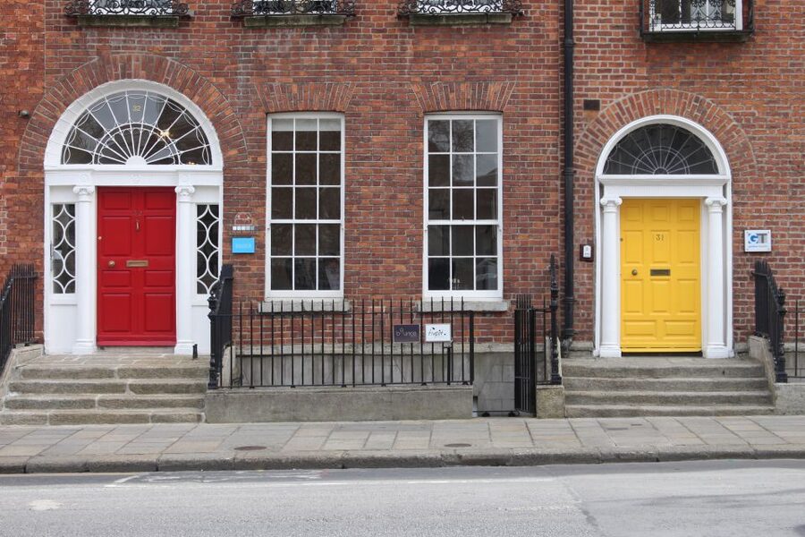 Dublin: Half-Day Private Walking Tour - Pat Liddy’s stories across medieval and modern Dublin