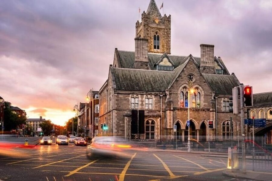 Dublin: Highlights and Hidden Gems Walking Tour - Ending on Grafton Street