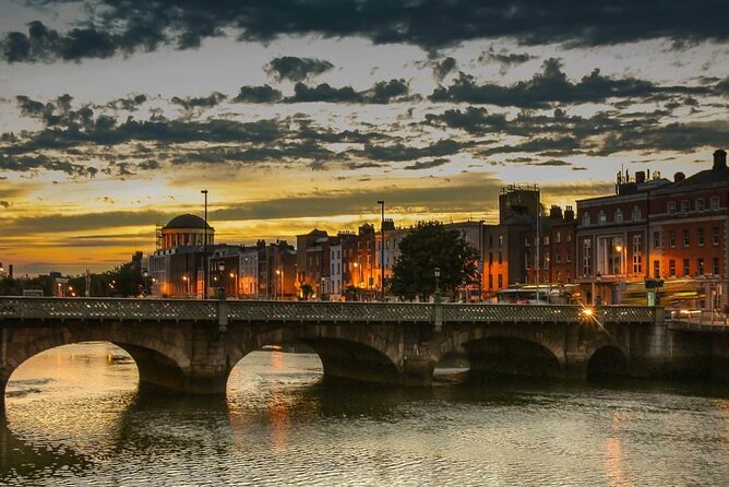 Dublin Historic Ghost Tour - Trinity College and the body-snatching trade
