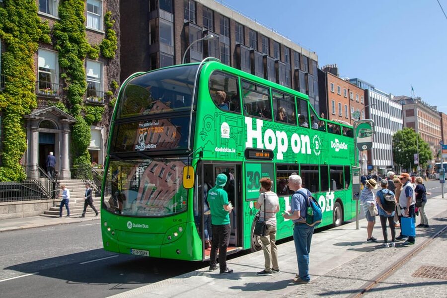 Dublin: Hop-on Hop-off Tour with Live German Commentary - Whiskey, Guinness, and Dublin’s western sights