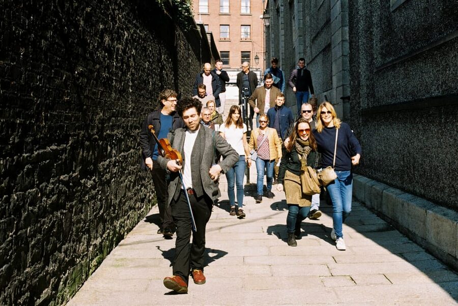 Dublin: Irish Music Walking Tour with Live Performance - The pace, route, and physical effort