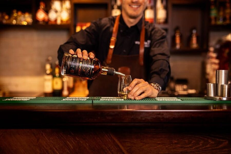 Dublin: Irish Whiskey Museum Tour and Whiskey Tasting - Practical details that affect your visit