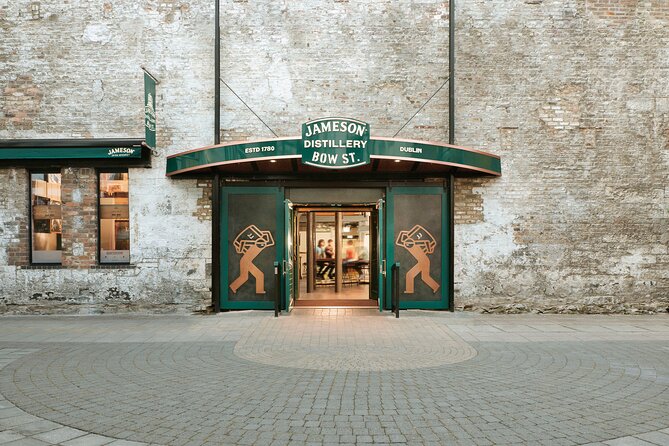 Dublin Jameson Distillery Bow St. Choice of Experiences - Black Barrel blending for a longer, hands-on visit