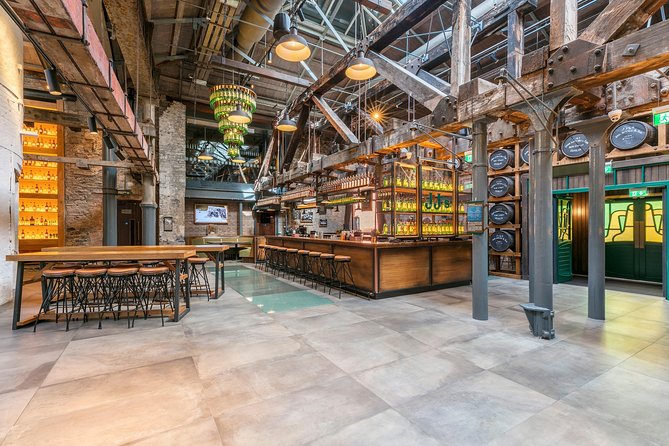 Dublin Jameson Distillery Bow St. Tour and Tasting 45 mins - The tasting: compare first, then enjoy a Jameson drink