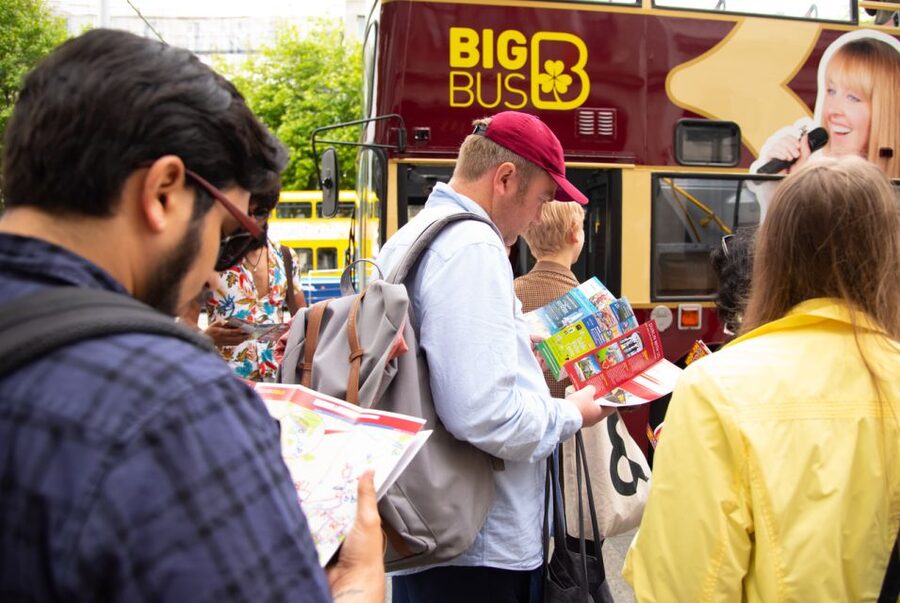 Dublin: Jameson Whiskey Distillery & Hop-on Hop-off Bus Tour - Live guides, audio, and practical comfort