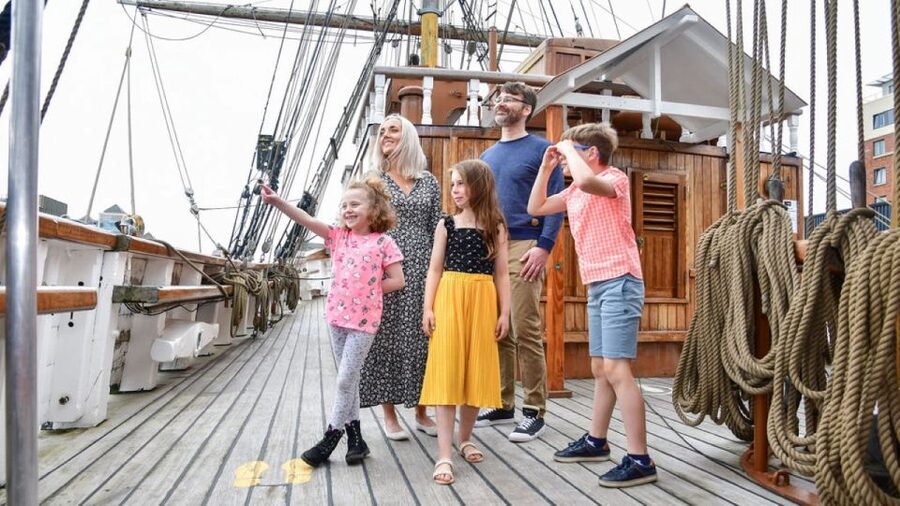Dublin: Jeanie Johnston Tall Ship Irish Famine History Tour - Practical tips before you go
