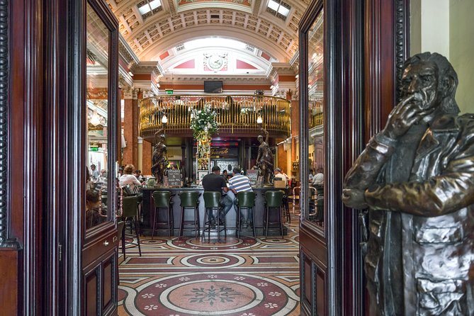 Dublin One Day Tour with a Local: 100% Personalized & Private - Traditional music at The Cobblestone