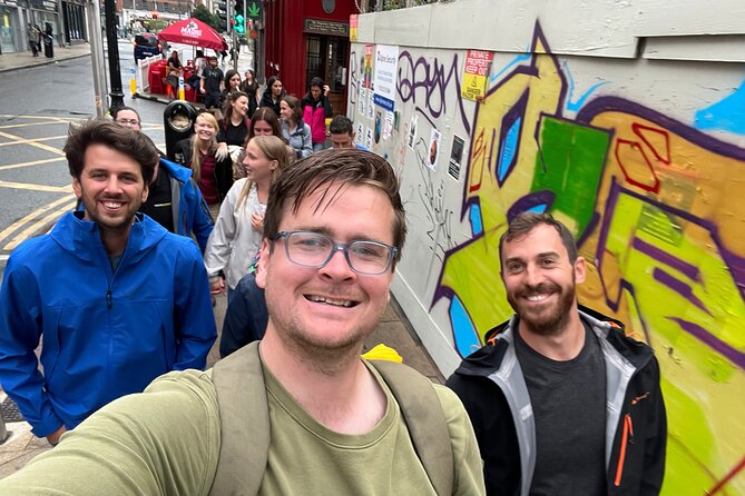 Dublin Out-Off-Tourist-Path Pub Tour and Tastings with a Local - The guide can make or break the night