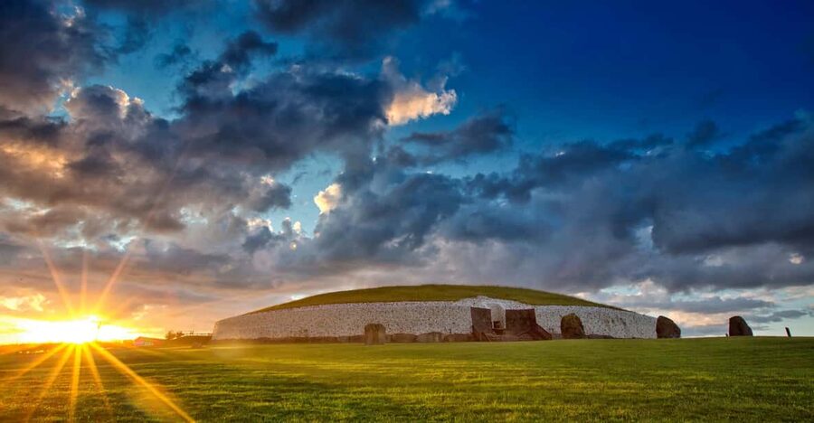 Dublin: Private Boyne Valley and Trim Castle Day Tour - Key points to know before booking