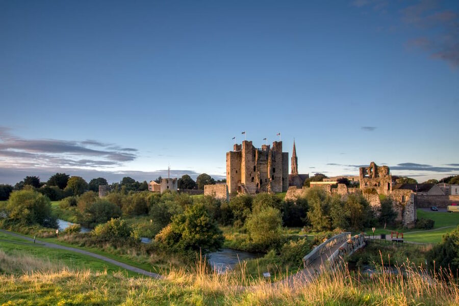 Dublin: Private Boyne Valley and Trim Castle Day Tour - Weather, children, and changing the plan