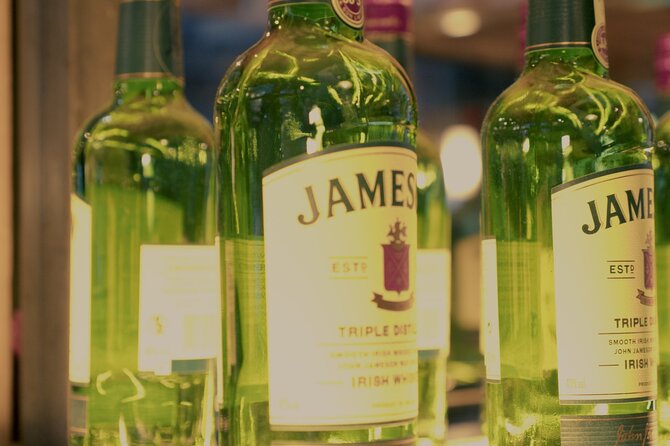 Dublin Private Guinness and Jameson Whiskey Tour with Transfers - Comparing three Jameson whiskeys