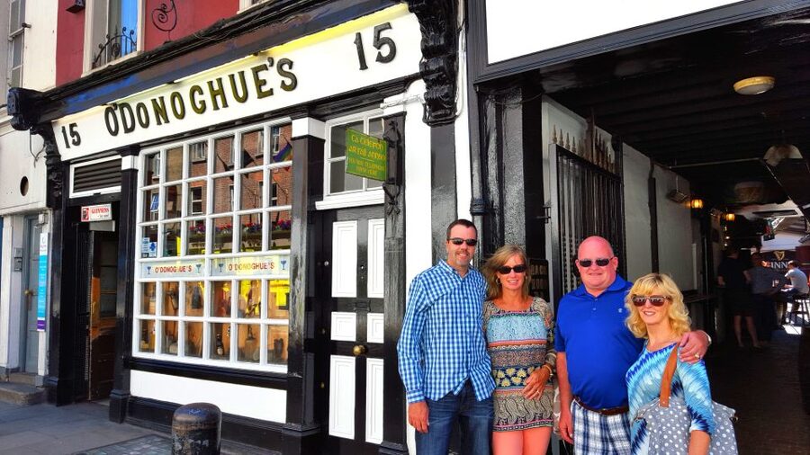 Dublin: Private Pub Tour - Who may want a different Dublin evening