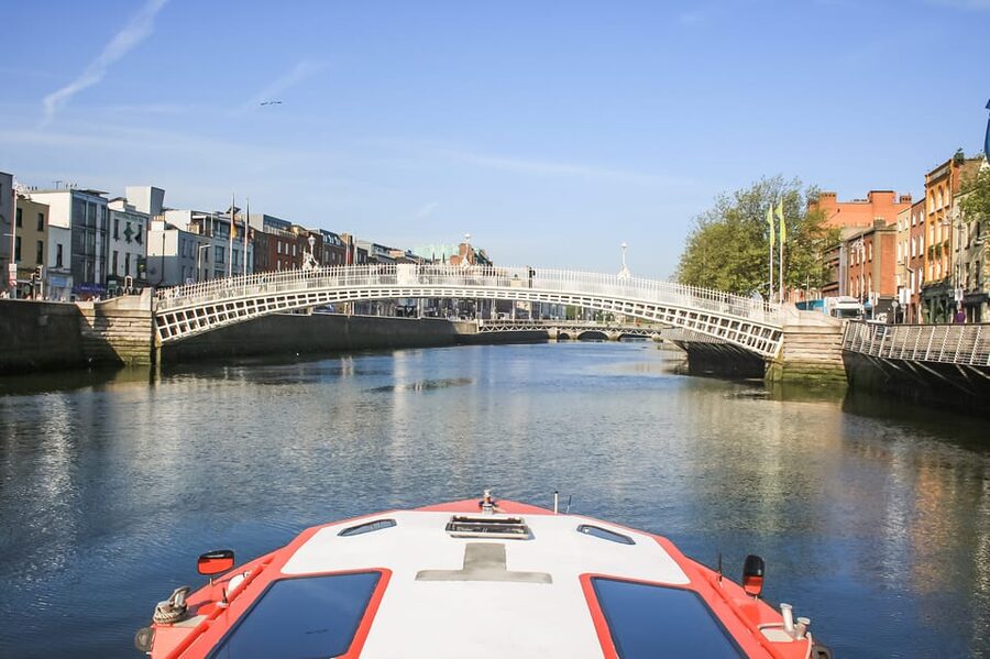 Dublin: River Liffey Sightseeing Cruise - The First Stories: Vikings, Canals, and Reclaimed Ground