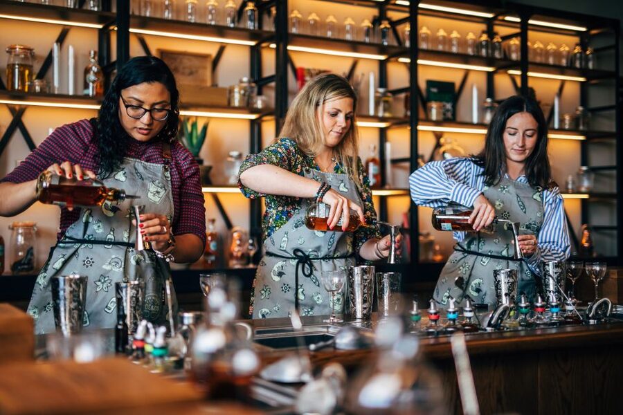 Dublin: Roe and Co Distillery Cocktail Workshop Experience - The Power House Bar finish