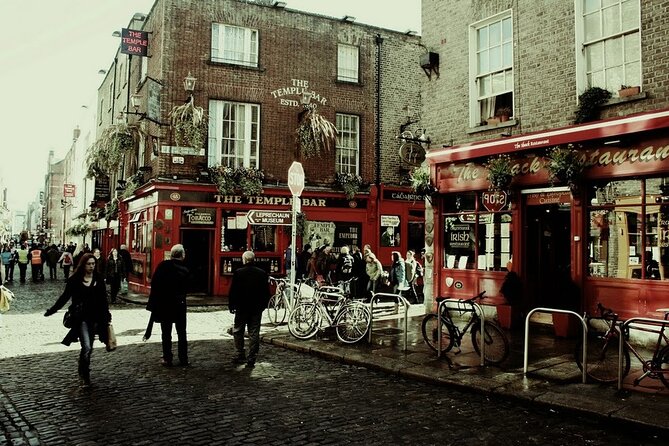 Dublin Self-Guided Murder Mystery Tour by Temple Bar - A murder case in the middle of Dublin
