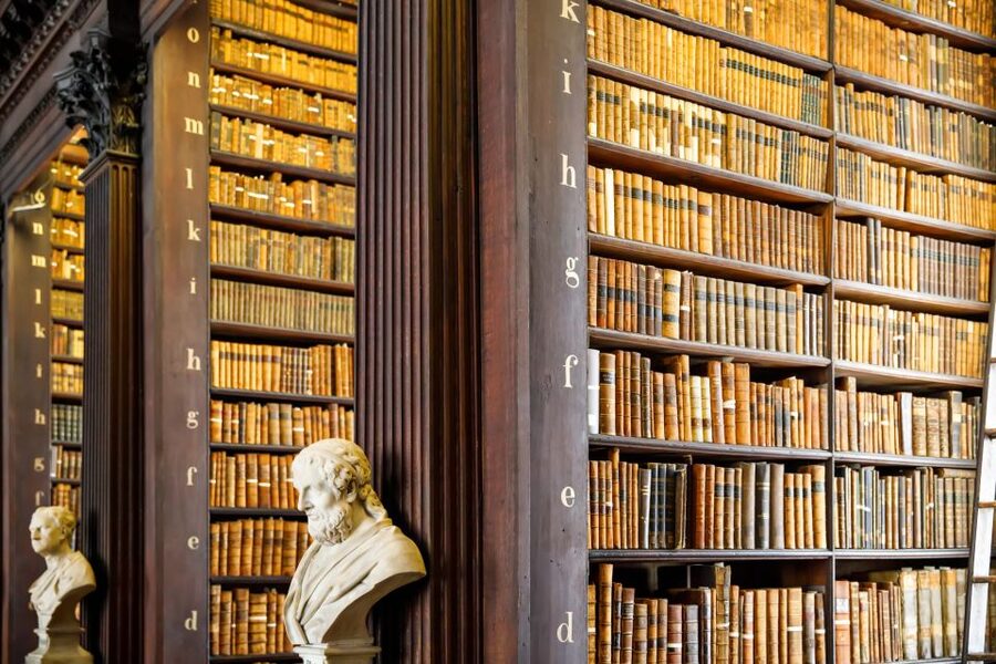 Dublin: Skip-the-line Book of Kells & Old Town Private Tour - Why the Book of Kells matters