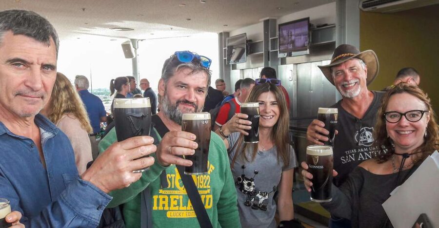Dublin: Skip-the-Line Guinness and Jameson Whiskey Tour - Guinness Storehouse and the seven-story pint
