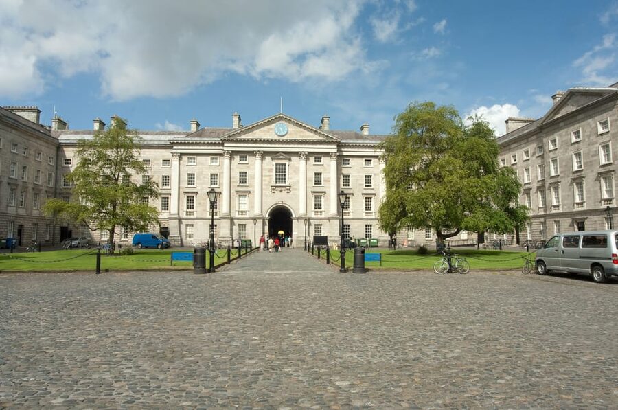 Dublin: St Patrick's, Book of Kells, and Dublin Castle Tour - Price, timing, and what the $101 buys