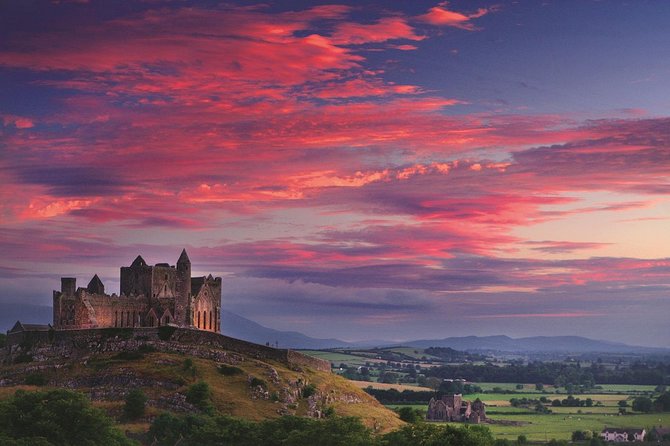Dublin to Rock of Cashel, Cork City & Blarney Castle Guided Tour - How good are the guides and buses?