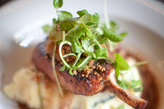 Dublin Traditional Irish 3 Course Meal Walking Tour with Local - Temple Bar and Dublin between the courses