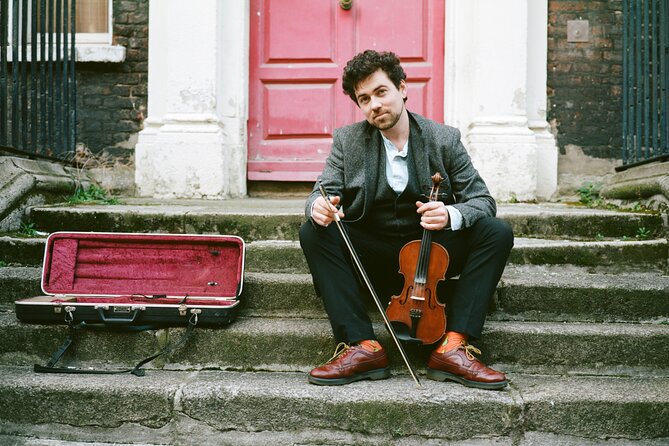 Dublin Traditional Irish Music Walking Tour with Live Performance - St Patrick’s Park and the final performance