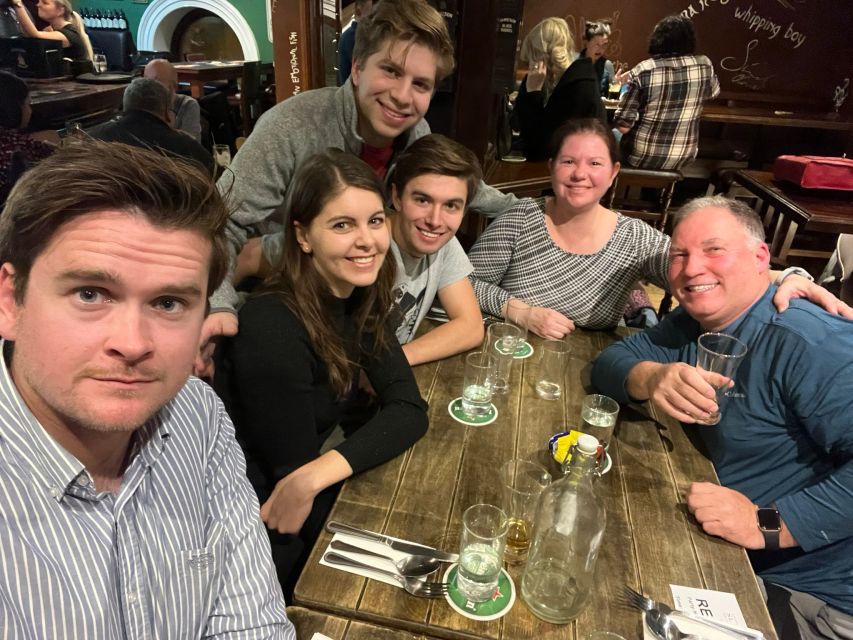 Dublin: Traditional Pub Walking Tour - Stop one: three Irish craft beers, with cider as a backup