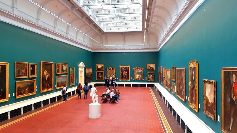 Dublin: Treasures of Ireland Museums Private Tour - The guide is the key to the experience