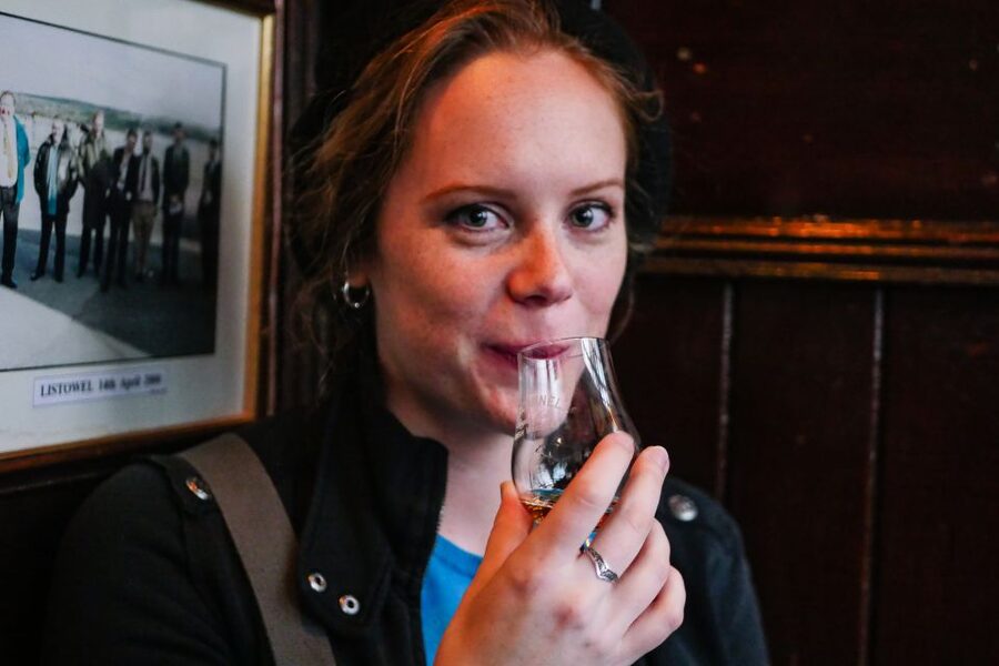 Dublin: Whiskey Tasting Tour - What the guides add to the evening