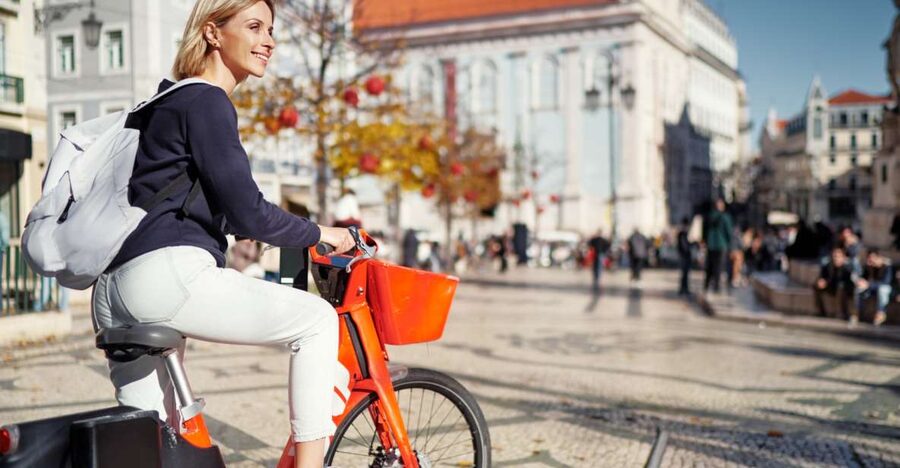 Eco Bike Tour of Dublin City Top Attractions and Nature - Why Dublin has two cathedrals